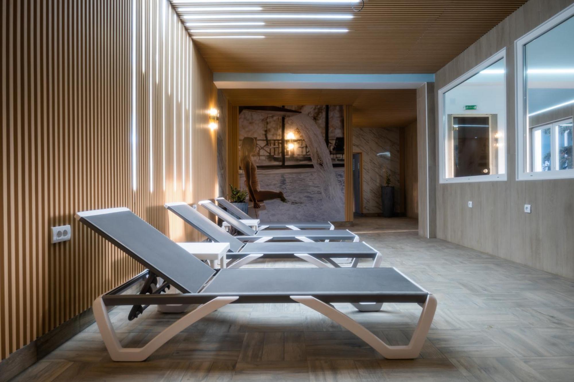 Hotel Mio City Kula Екстер'єр фото