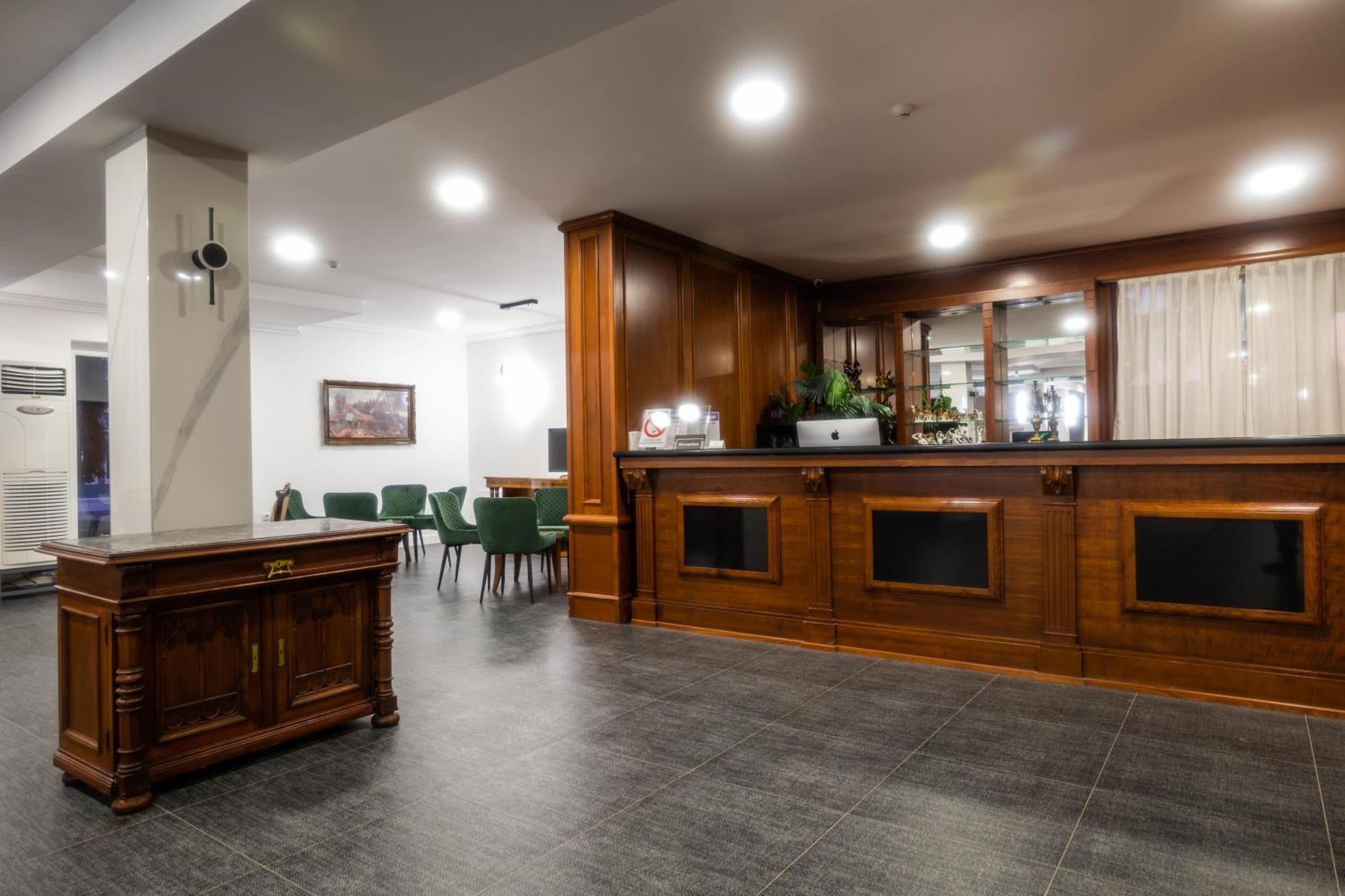 Hotel Mio City Kula Екстер'єр фото