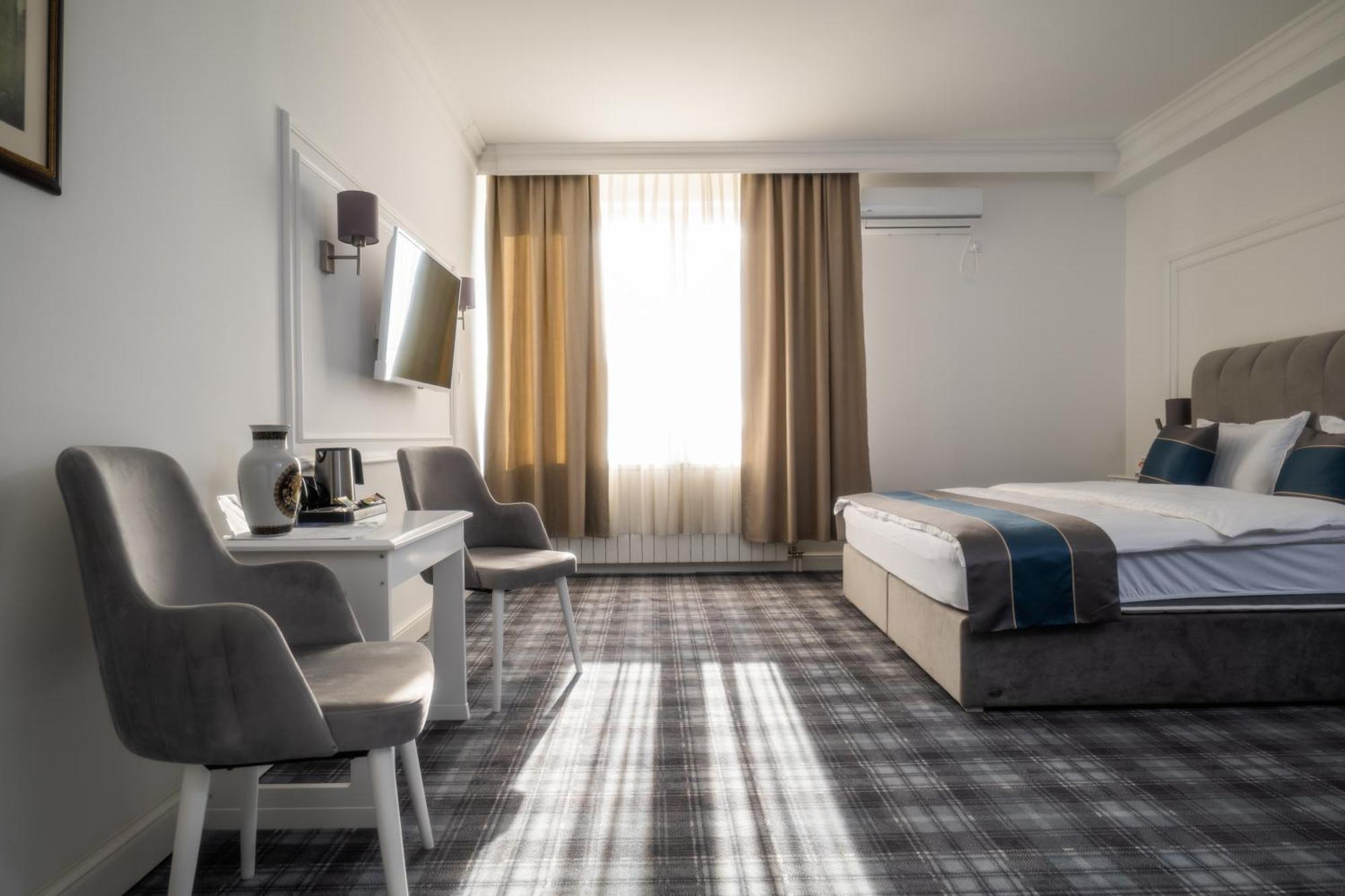 Hotel Mio City Kula Екстер'єр фото
