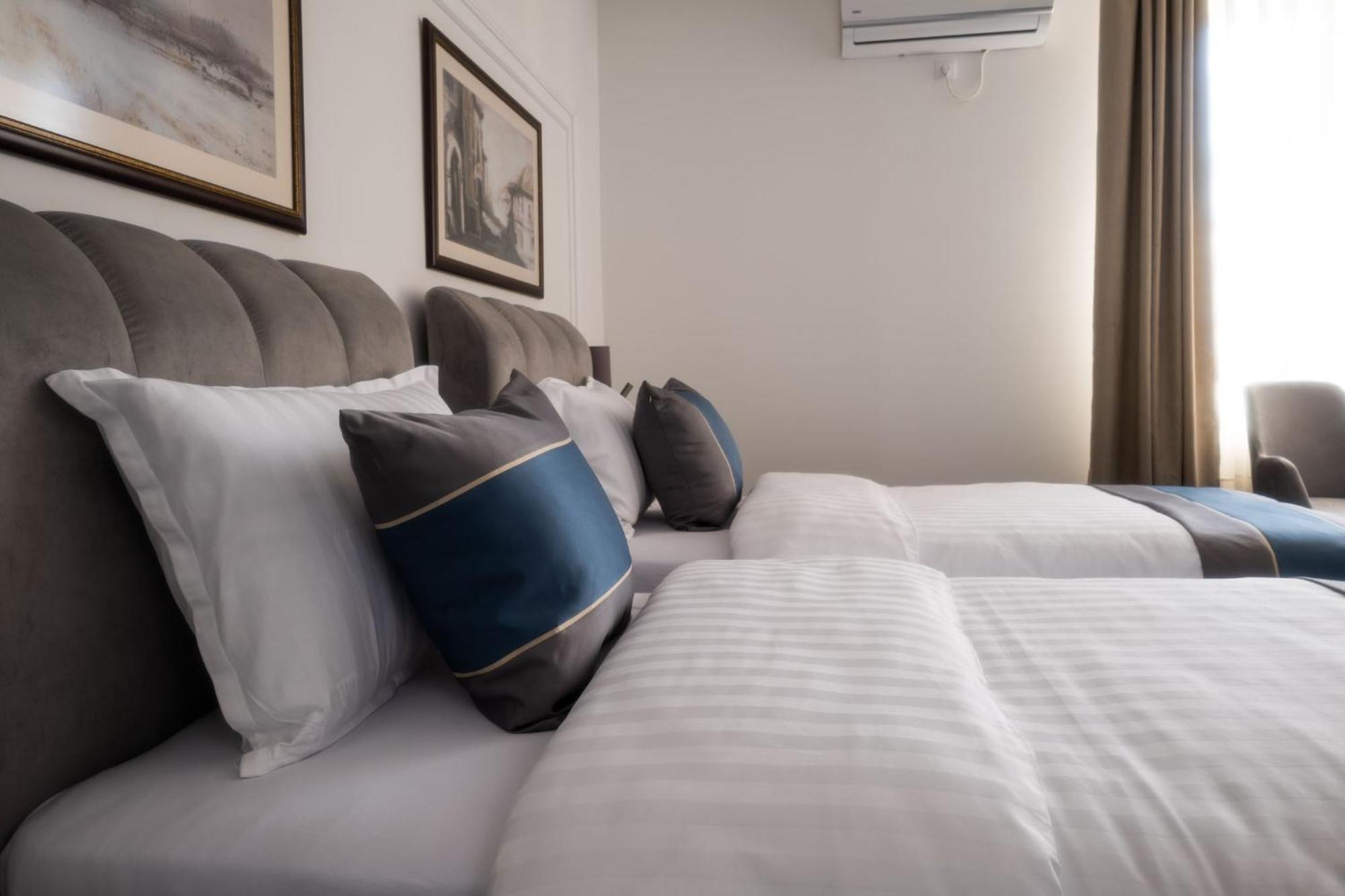 Hotel Mio City Kula Екстер'єр фото
