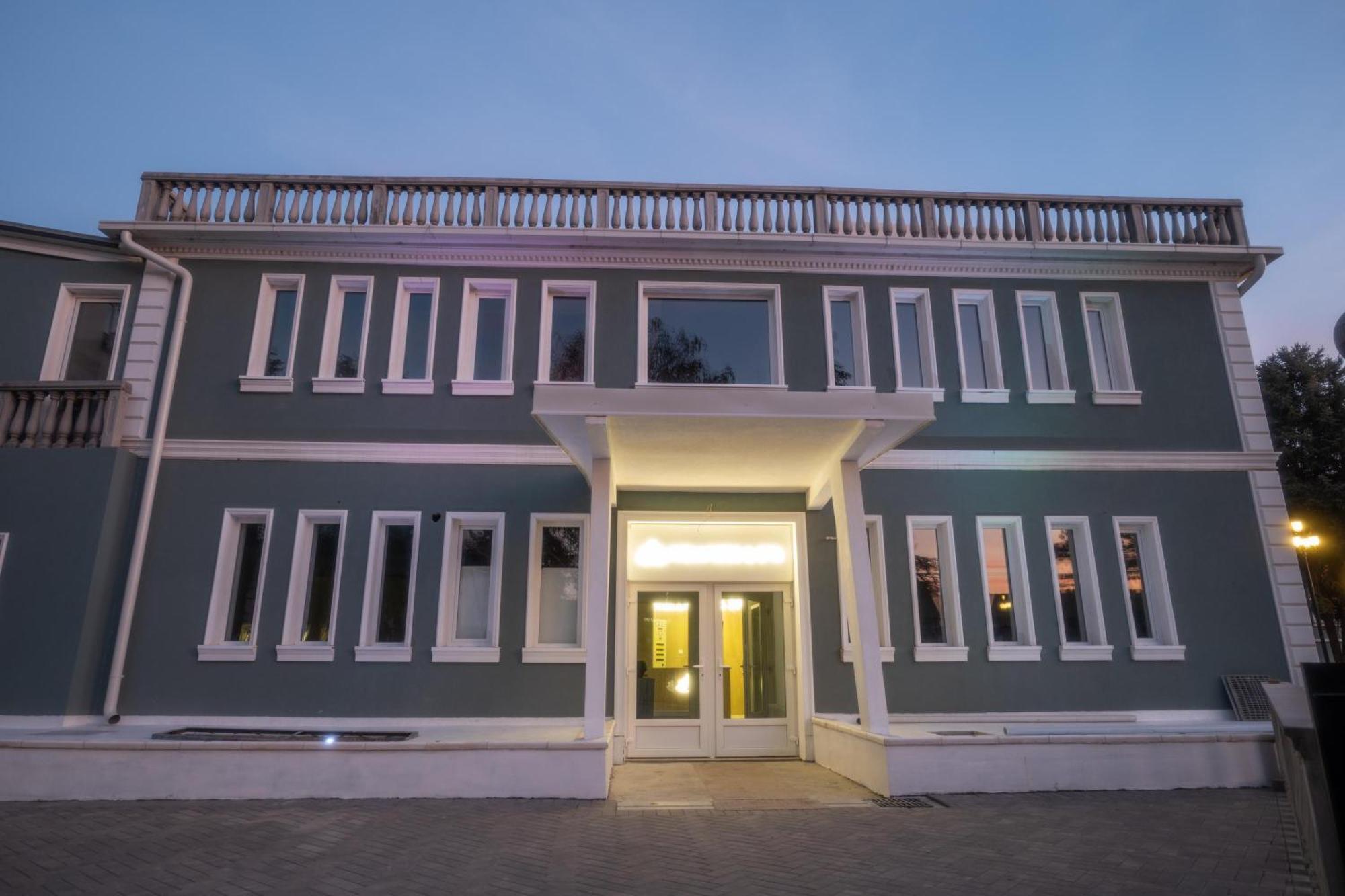 Hotel Mio City Kula Екстер'єр фото